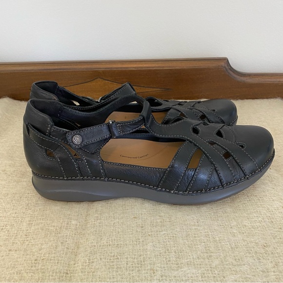 Clarks Unstructured Appley Way t strap comfort shoe black leather - Picture 2 of 9